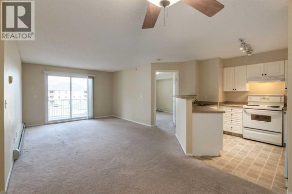 312, 1000 Citadel Meadow Point Nw, Calgary, AB, photo 3
