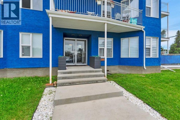 Den - 312, 5135 Lakeshore Drive, Sylvan Lake, AB T4S1E2 Photo 2