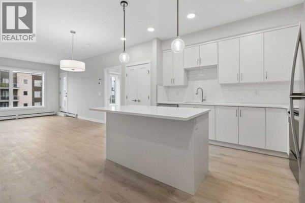 Den - 312, 655 Shawnee Square Sw, Calgary, AB T2Y1E3 Photo 3