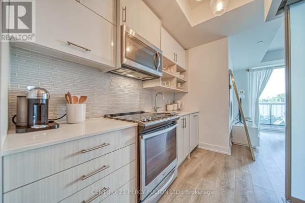 312 - 128 Fairview Mall Drive, Toronto, ON M2J0E8 Photo 5