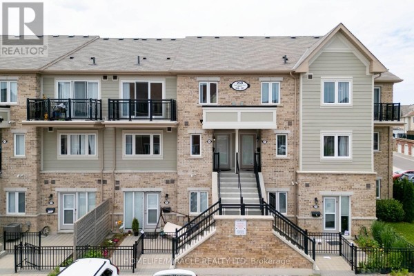 Kitchen - 312 - 250 Sunny Meadow Boulevard, Brampton, ON L6R3Y7 Photo 2