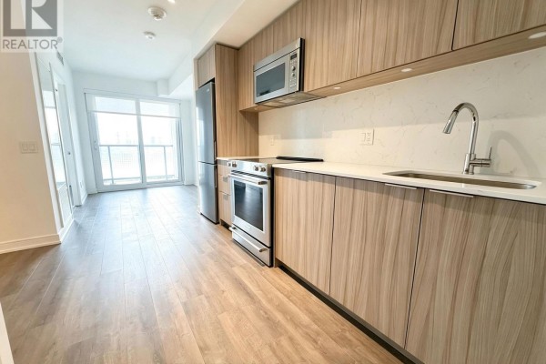312 - 30 Samuel Wood Way, Toronto, ON, photo 3