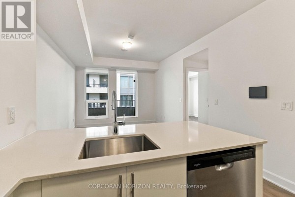 Den - 312 - 3240 William Coltson Avenue, Oakville, ON L6H8C8 Photo 3