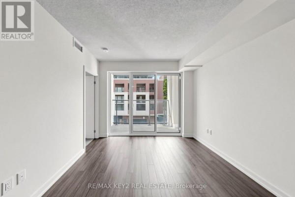 312 - 4010 Eglinton Avenue W, Toronto, ON, photo 2