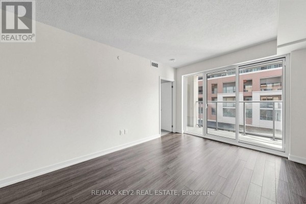 312 - 4010 Eglinton Avenue W, Toronto, ON, photo 3