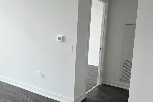 Kitchen - 312 - 50 O Neill Road E, Toronto, ON M3C0R2 Photo 4