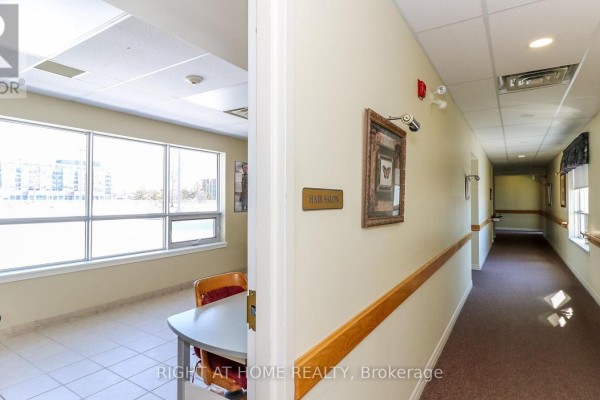 312 - 90 Dean Avenue, Barrie, ON, photo 2