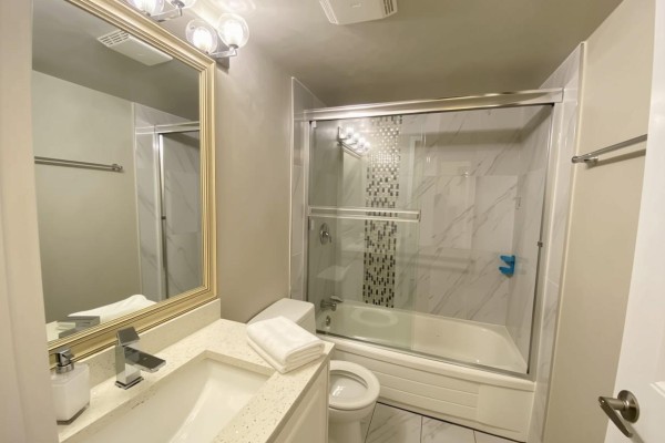 312 13977 74 Avenue, Surrey, BC V3W6G6 Photo 4