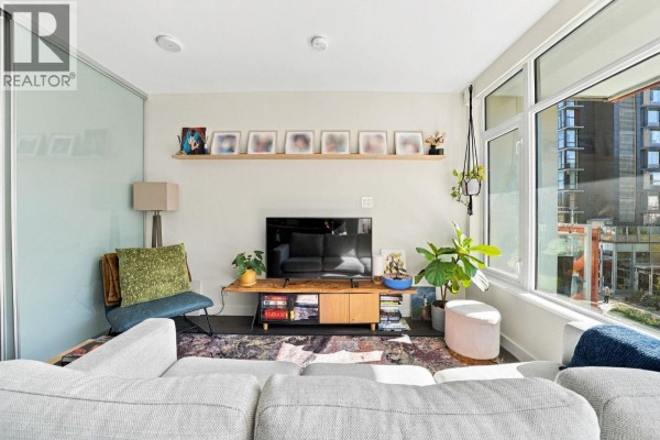 312 161 E 1st Avenue, Vancouver, BC V6A0G1 Photo 3