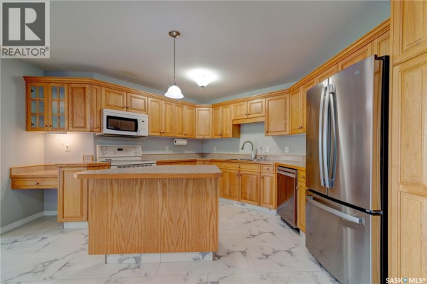 3pc Ensuite bath - #312 2909 Arens Road E, Regina, SK S4V3A8 Photo 5