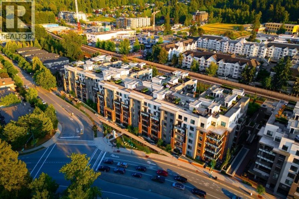 312 55 Klahanie Drive, Port Moody, BC V3H0M9 Photo 3