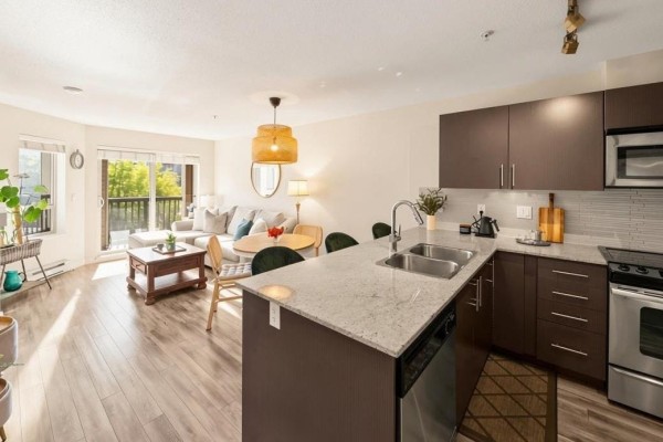 312 8915 202 Street, Langley, BC V1M0B5 Photo 3