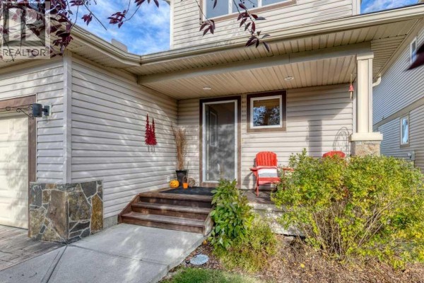 312 Crawford Close, Cochrane, AB, photo 3