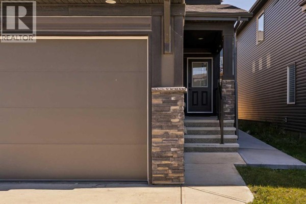 Great room - 312 Lucas Way Nw, Calgary, AB T3P0R5 Photo 3