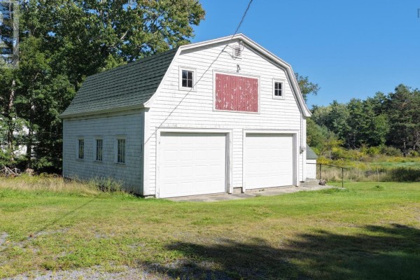 Den - 312 Medway River Road, Mill Village, NS B0J2H0 Photo 4