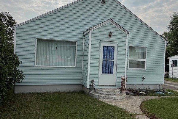 Living room - 312 Prince Street, Hudson Bay, SK S0E0Y0 Photo 2