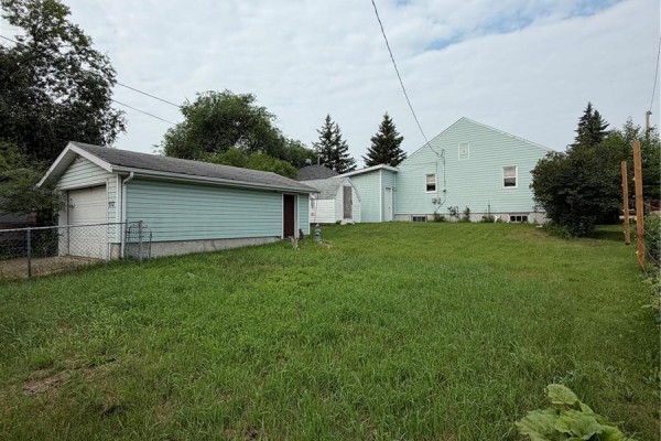 Laundry room - 312 Prince Street, Hudson Bay, SK S0E0Y0 Photo 3
