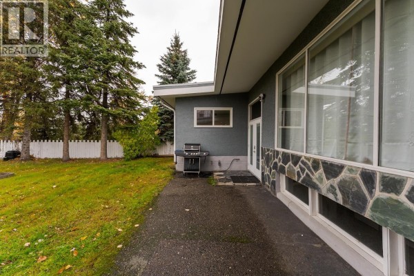 Bedroom 2 - 3121 Nechako Drive, Prince George, BC V2M3B2 Photo 4