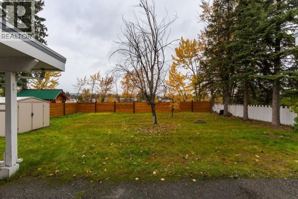 Bedroom 3 - 3121 Nechako Drive, Prince George, BC V2M3B2 Photo 5