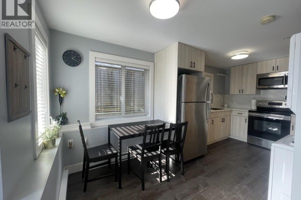 3124 Graveley Street, Vancouver, BC V3T1A8 Photo 3