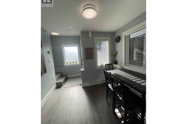 3124 Graveley Street, Vancouver, BC V3T1A8 Photo 5