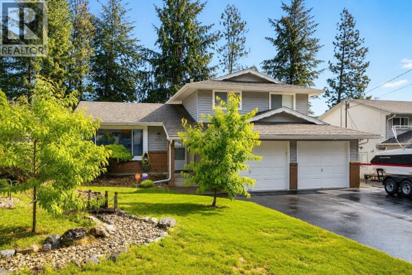 3pc Ensuite bath - 3125 Webber Road, West Kelowna, BC V4T1E7 Photo 4