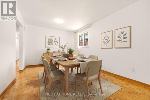 3126 Mccarthy Court, Mississauga, ON L4Y3Z5 Photo 5
