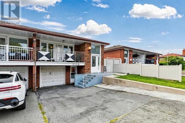 3126 Redbank Crescent, Mississauga, ON L4T1V1 Photo 3
