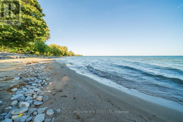 3126b County Rd 8 Road, Prince Edward County, ON K0K2T0 Photo 3