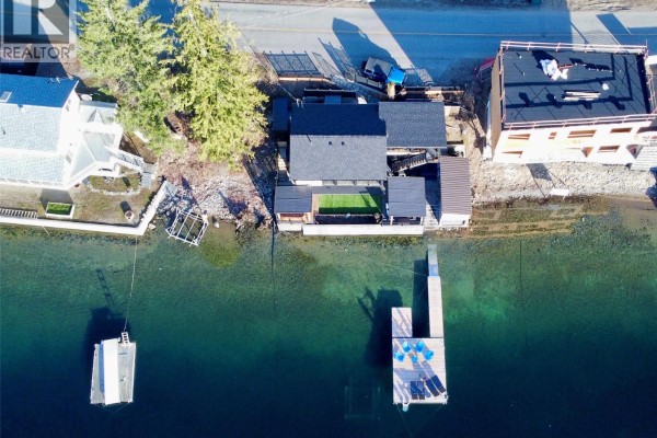 3127 East Lake Drive, Christina Lake, BC, photo 2