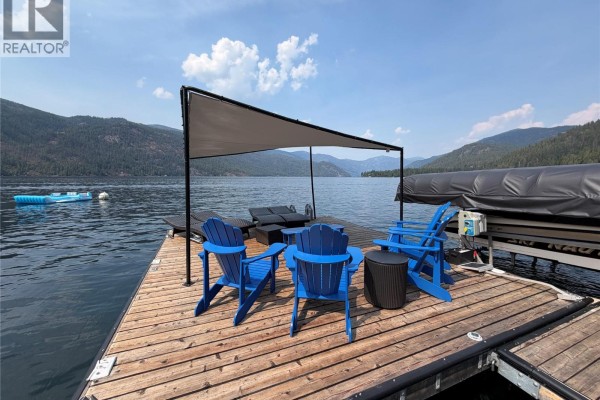 3127 East Lake Drive, Christina Lake, BC, photo 3