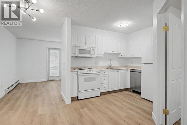 Kitchen - 3129, 6818 Pinecliff Grove Ne, Calgary, AB T1Y7L2 Photo 4