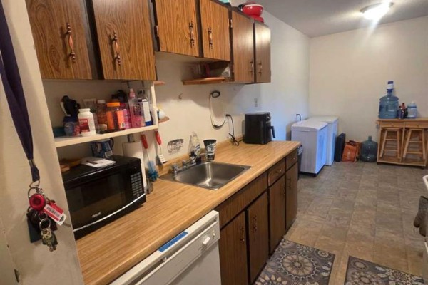 Dining room - 312b, 5611 9 Avenue, Edson, AB T7E1R5 Photo 4