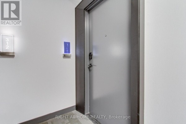 312b - 70 Princess Street, Toronto, ON, photo 3