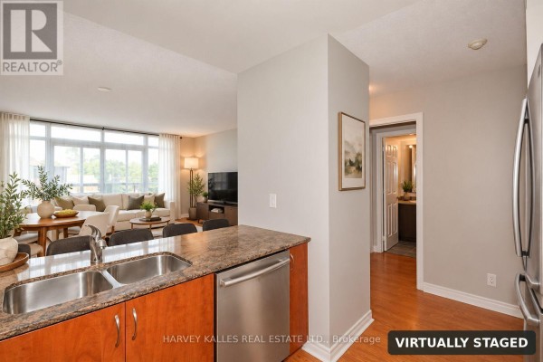 Kitchen - 313 - 225 Wellesley Street E, Toronto, ON M4X1G1 Photo 4