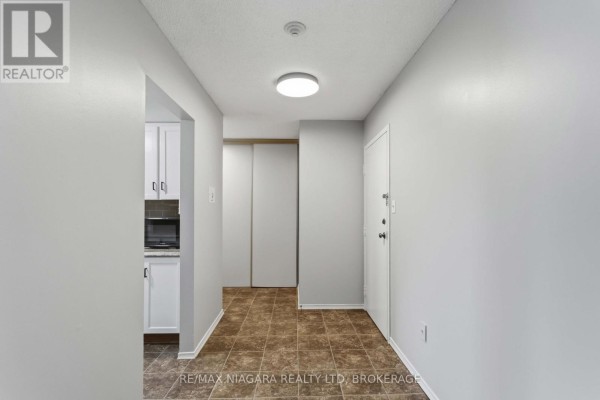 Dining room - 313 - 4209 Hixon Street, Lincoln, ON L3J0K2 Photo 5