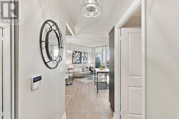 313 - 65 Speers Road, Oakville, ON L6K0J1 Photo 4