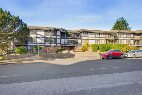 313 1437 Foster Street, White Rock