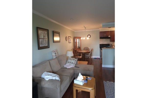 313 1448 Fir Street, White Rock, BC V4B4B4 Photo 3