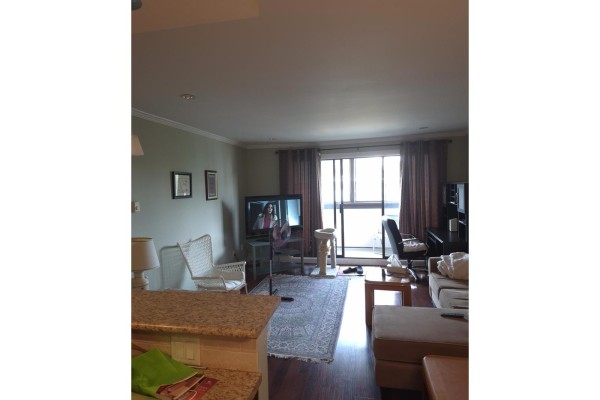 313 1448 Fir Street, White Rock, BC V4B4B4 Photo 4
