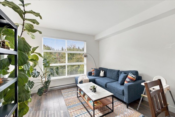 313 14550 Winter Crescent, Surrey, BC V4P0G4 Photo 5
