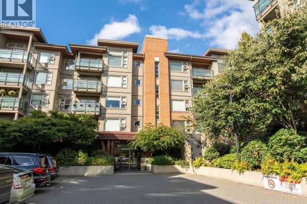 313 1677 Lloyd Avenue, North Vancouver