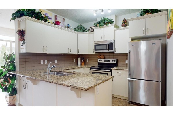 Primary Bedroom - #313 511 Queen St, Spruce Grove, AB T7X0G4 Photo 4