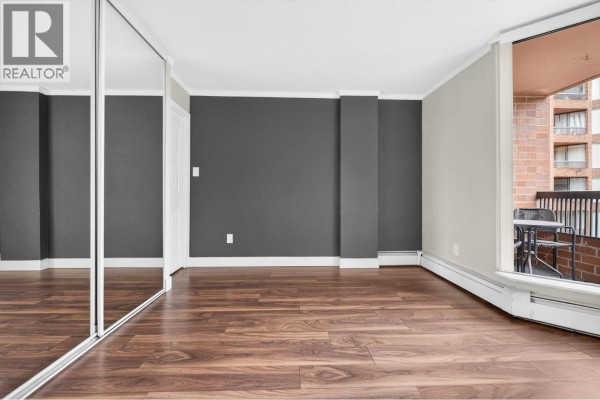 313 950 Drake Street, Vancouver, BC V6Z2B9 Photo 3