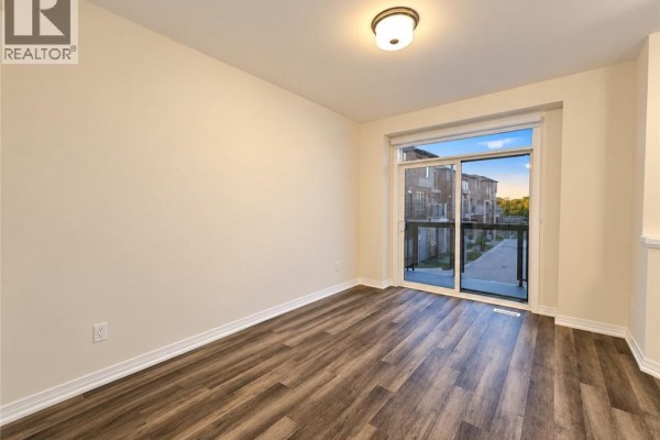 4pc Ensuite bath - 313 Conklin Road Unit# 33, Brantford, ON N3T0Y8 Photo 4