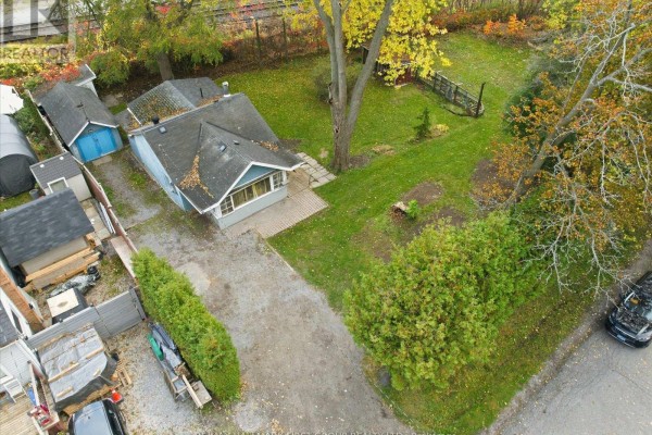 313 Dyson Road, Pickering, ON L1W2N1 Photo 2
