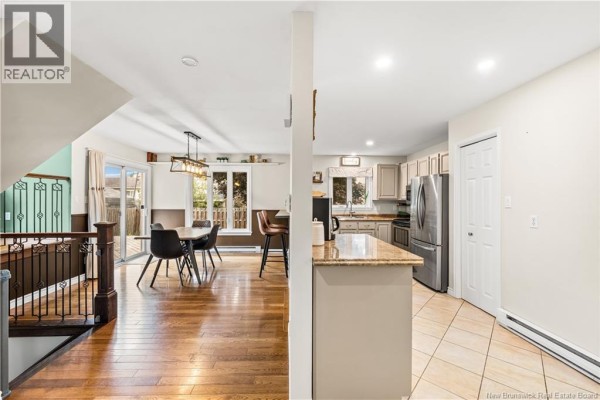 2pc Ensuite bath - 313 Gaspé, Dieppe, NB E1A6C6 Photo 5