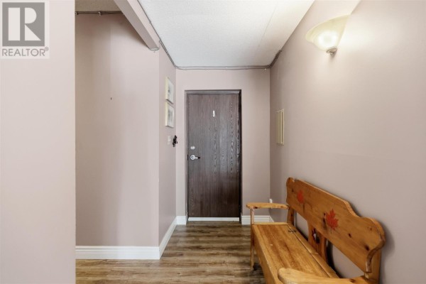313 Macdonald Ave # 211, Sault Ste  Marie, ON, photo 2