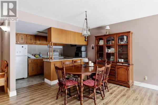 313 Macdonald Ave # 211, Sault Ste  Marie, ON, photo 3
