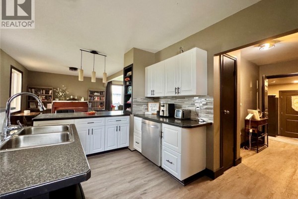 Kitchen - 313 Rankin Road, Churchbridge, SK S0A0M0 Photo 4